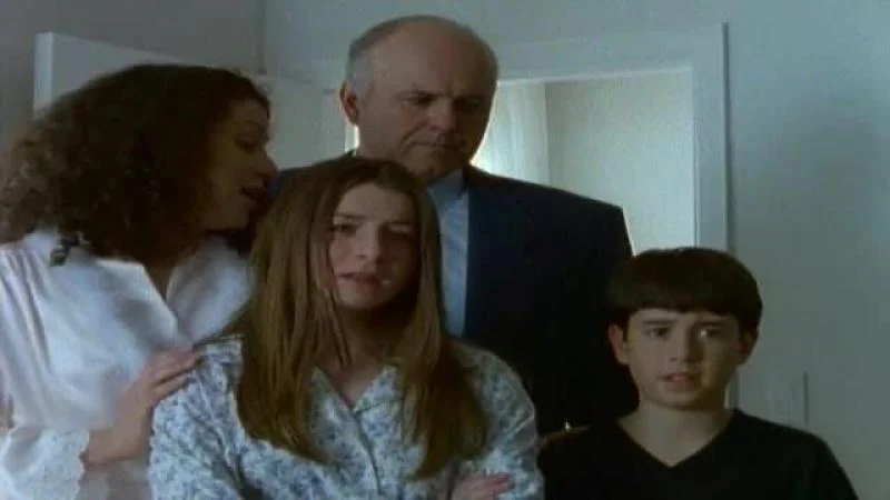 Кадры из сериала Мурашки (1995)